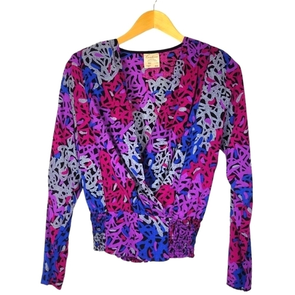 VINTAGE Abstract Pattern Wrap Top - Picture 1 of 10